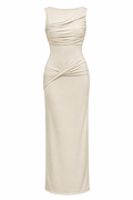 Vestido largo con espalda descubierta